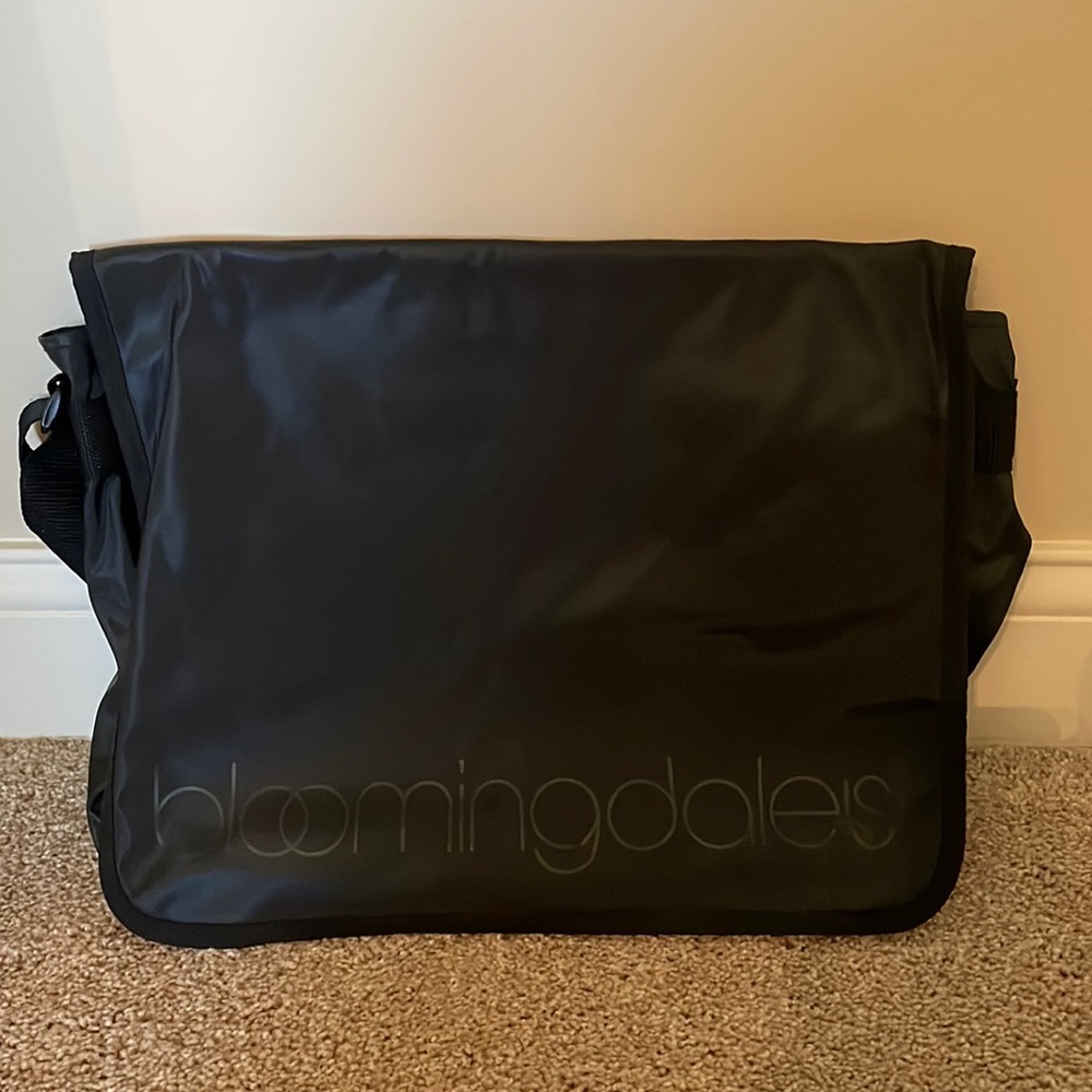 Bloomingdales Nylon Tote Bag